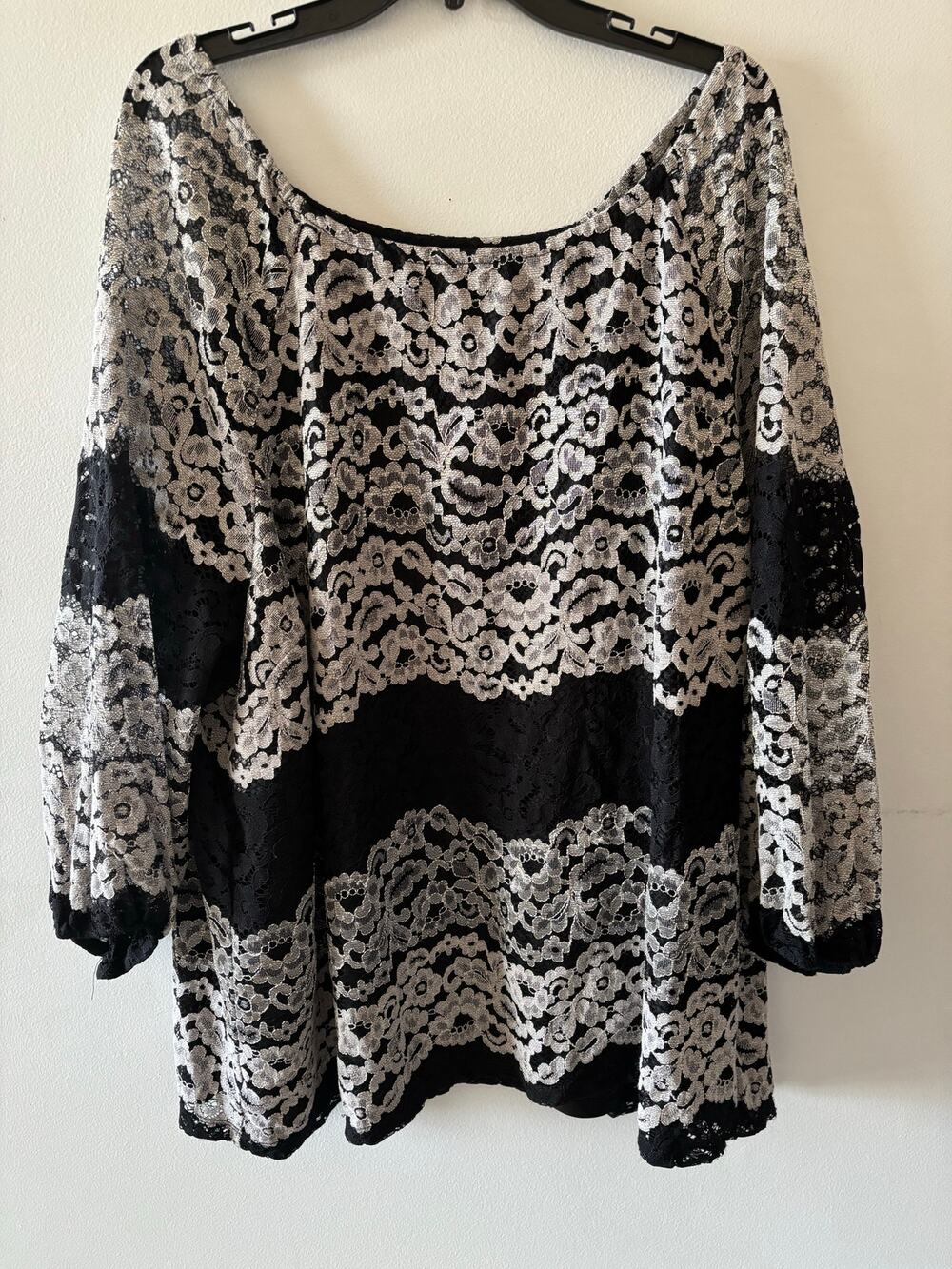 Catherines Womens Top 3X Lace Floral SIlver Black Blouse Whimsigoth Fairy Grunge